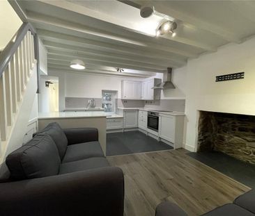 2 bedroom terraced house to rent - Photo 4