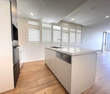 Luxury living in the heart of Maroubra - Photo 3