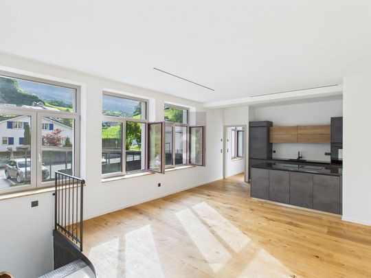 CHARMING WITH NEW GLOW - Photo 1