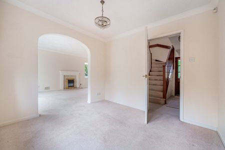 4 bedroom detached house to rent - Photo 5