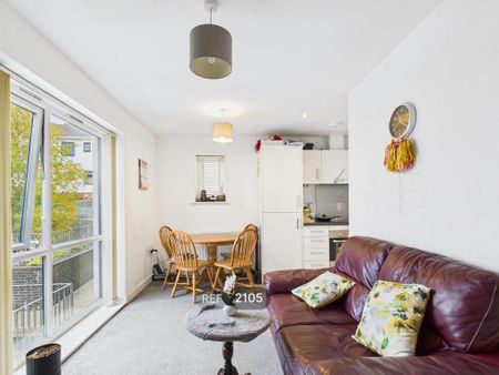 1 bedroom flat to rent - Photo 5