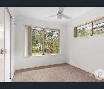 Comfortable Living in a Convenient Bridgeman Downs Location - Photo 3
