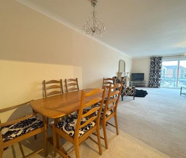 2 bedroom apartment to rent - Photo 4