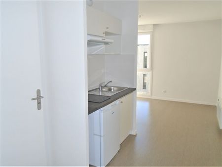 Location Appartement 1 pièce 22m² VILLENAVE D ORNON 33140 - Photo 2