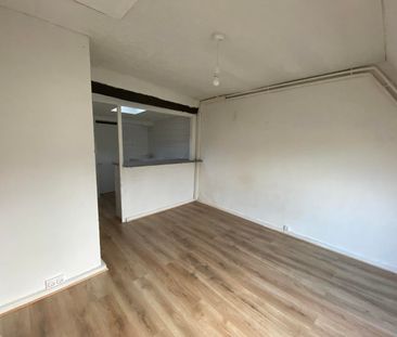 Location Appartement 1 pièce 17m² - Photo 4