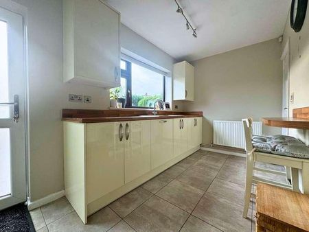 Bassnage Road, Halesowen, B63 - Photo 5