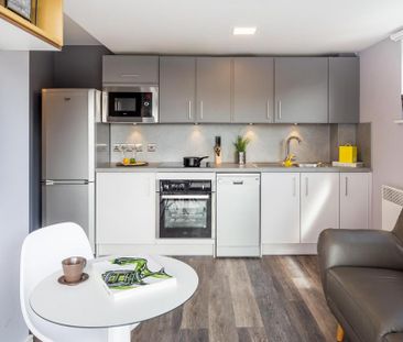 1 bedroom private hall to rent - Photo 5
