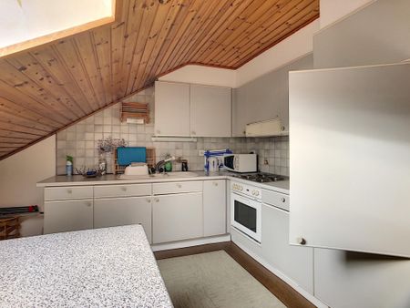 Appartement meublé à louer – 2ᵉ étage d'un petit immeuble calme - Foto 4