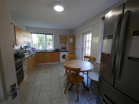 5 bedroom house share to rent - Photo 4