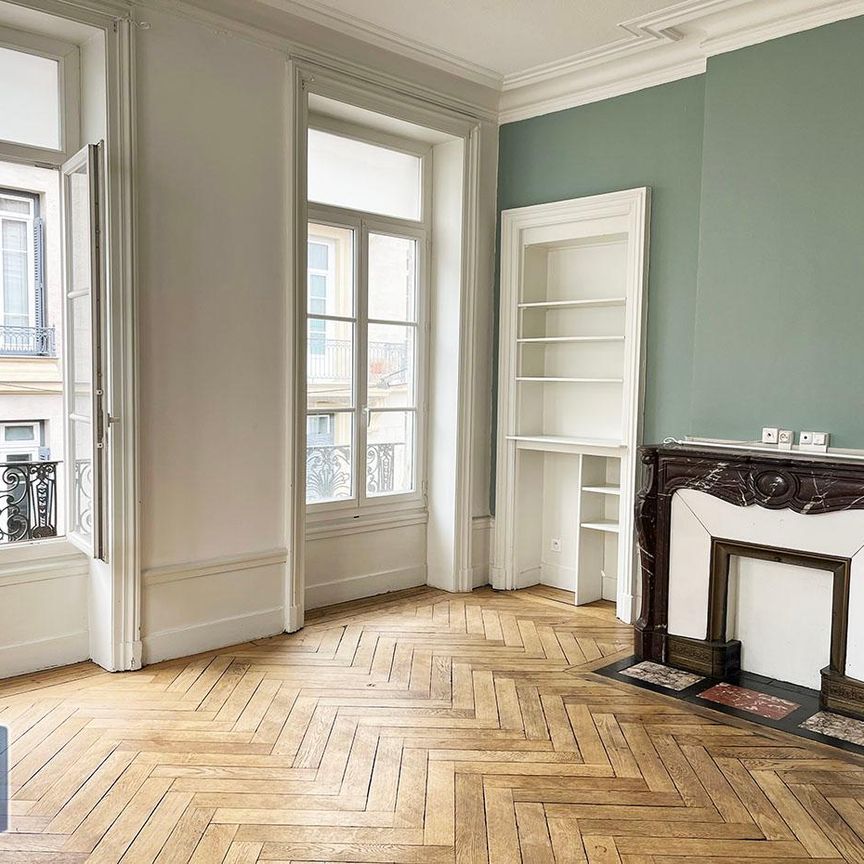 Location Appartement 4 pièces 89m² ST ETIENNE 42000 - Photo 1