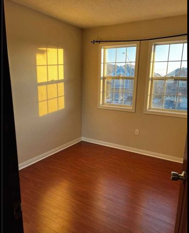 For Lease - 5923 Sidmouth Street, Mississauga, Ontario - Photo 4