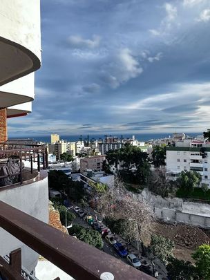 Alquiler de piso en Avenida Joan Miró s/n - Photo 1