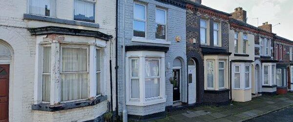 2 Bed Terraced House, Woodbine Street, L5 - Photo 1