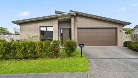 Modern Living in Desirable Conifer Grove - Photo 3