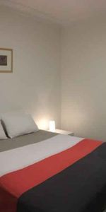 Room 4 (Non Ensuite) - Photo 3