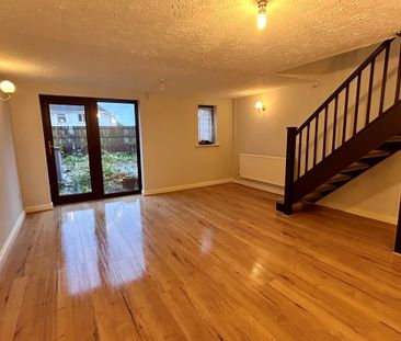 3 bedroom terraced house to rent - Photo 2