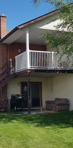 3bed 3bath Duplex; Downtown – Available January 1 - Photo 1