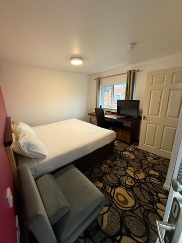 Room 209, Simply Stay Lincoln Road, Skegness, Lincolnshire, PE25 2EA - Photo 3