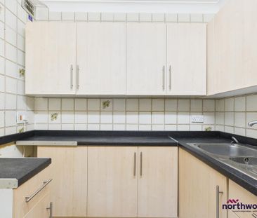 1 bedroom flat to rent - Photo 6