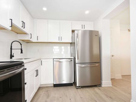 For Lease - 155 Hillcrest Avenue Unit# 406, Mississauga, Ontario - Photo 5