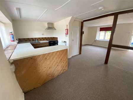 2 bedroom end of terrace house to rent - Photo 4