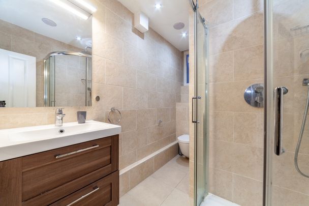 3 Bed Flat, Scott Ellis Gardens, NW8 - Photo 1