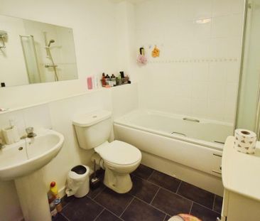 2 bedroom apartment to rent - Photo 6