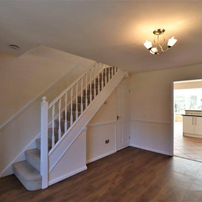 2 bedroom House to rent - Photo 1