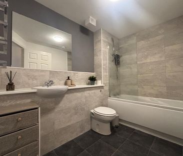 2 bedroom flat to rent - Photo 3