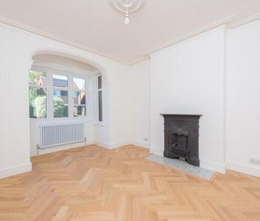 3 bedroom detached house to rent - Photo 2