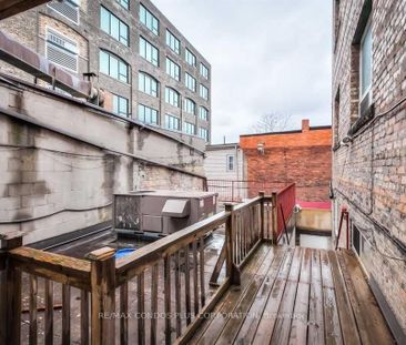 324 Spadina Avenue #B - Photo 2