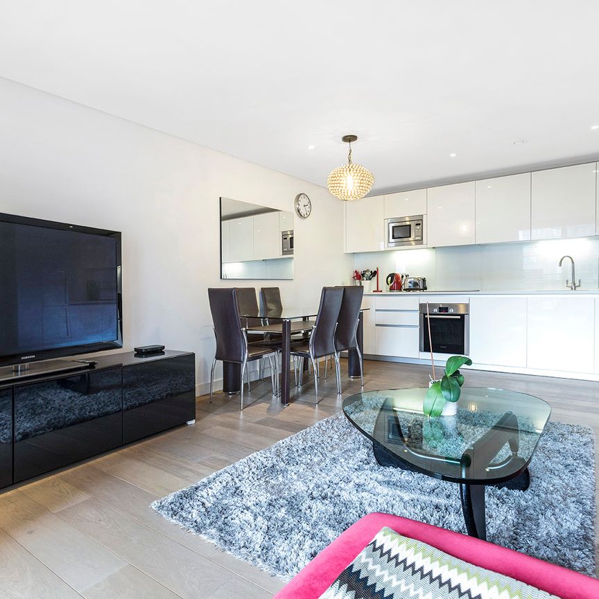 Merchant Square East, Paddington, London - Photo 1