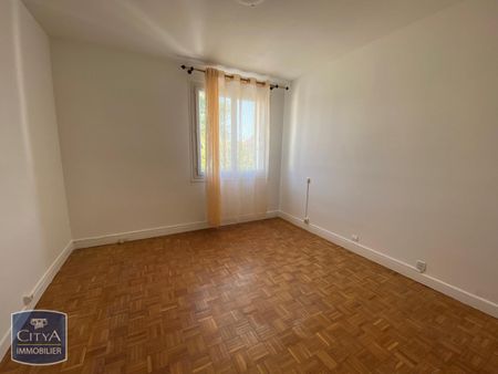 Location Appartement 3 pièces 83m² AGEN 47000 - Photo 3