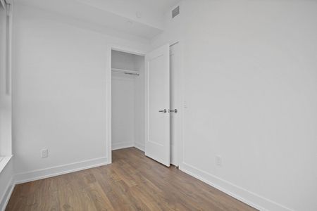 For Lease - 60 Central Park Roadway N/A Unit# 2604, Toronto, Ontario - Photo 2