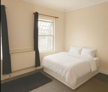 Room in a Shared House, Natal Road, SW16 - Photo 1