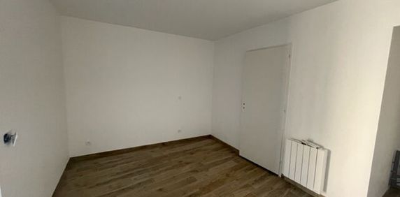 Location appartement 1 pièce, 26.00m², Soudan - Photo 2