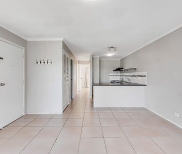 Tidy Unit in East Toowoomba! - Photo 5