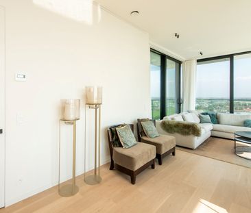 Magnifiek en kwalitatief gemeubeld appartement met adembenemende zi... - Photo 1