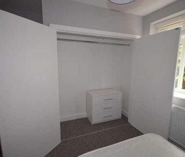 Kemp Road, Winton, BH9 - Photo 4