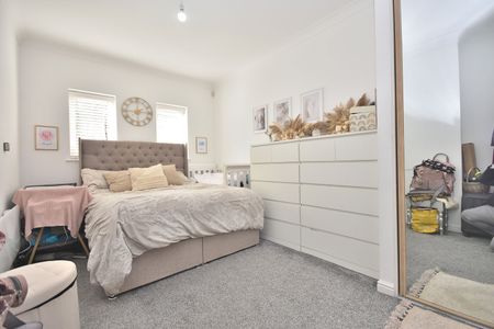 2 bedroom flat to rent, - Photo 4