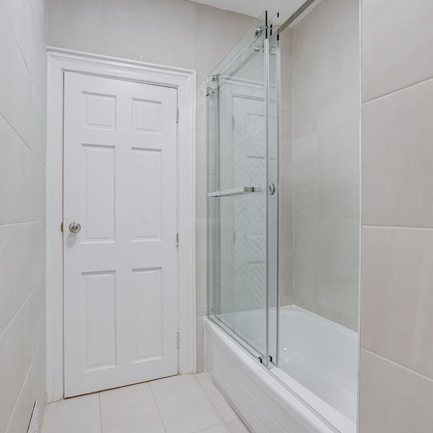 For Lease - 356 Saint Clarens Avenue Unit# Upper, Toronto, Ontario - Photo 1