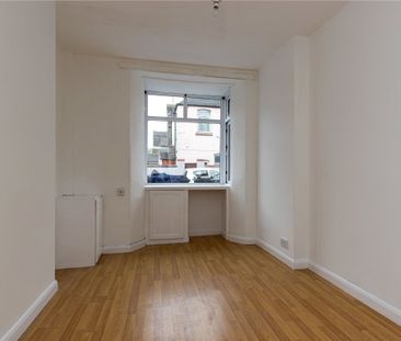 Kimberley Road, Newcastle U Lyme, Staffordshire, ST5 - Photo 6