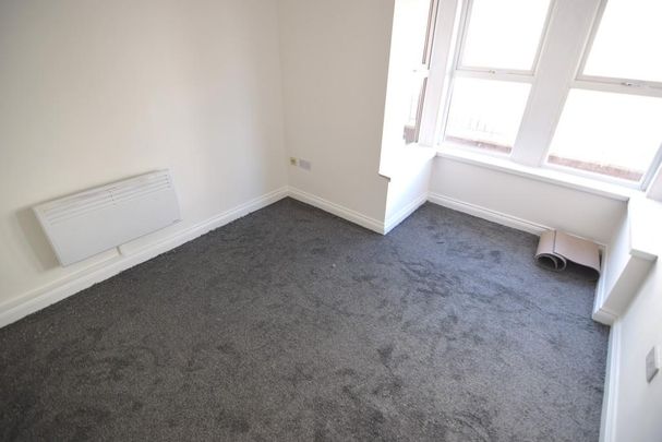 2 bedroom ground floor flat to rent - Photo 1