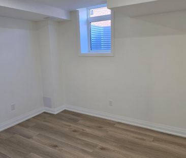 For Lease - 18 Donald Ficht Crescent Unit# Bsmt, Brampton, Ontario - Photo 6