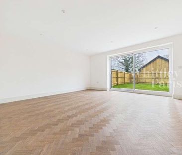 Russet House, Stradbroke, IP21 - Photo 2