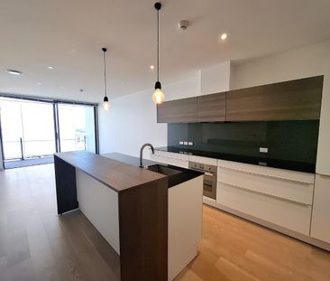 Stylish, Executive Apartment - Photo 3