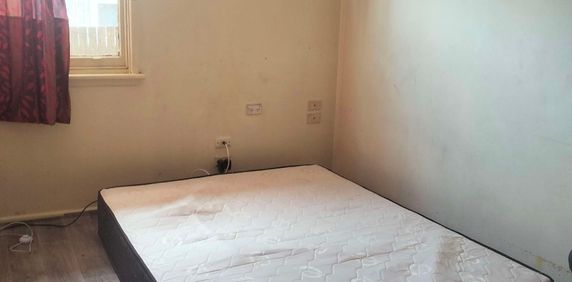 Wentworthville - Photo 2