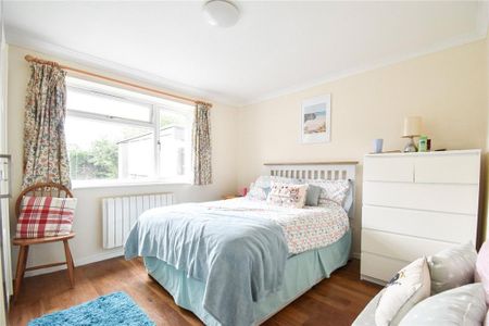 2 bedroom bungalow to rent - Photo 2