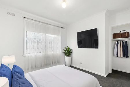 Affordable & Spacious - Photo 5