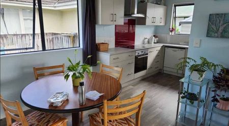 Small But Beautiful - Photo 2